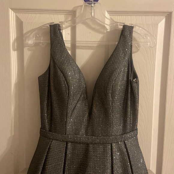 Prom dress: sparkly dark gray - Picture 4 of 11